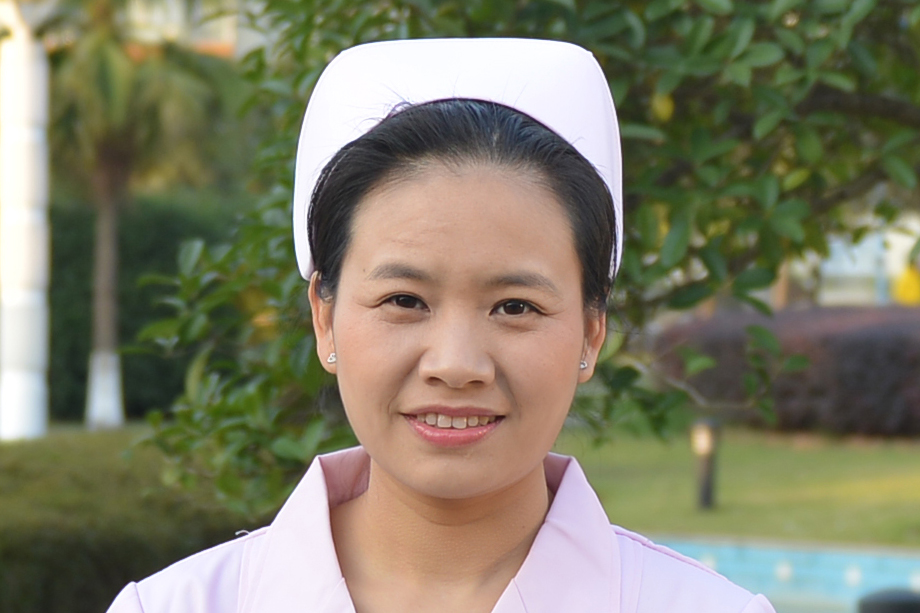 【最美护士】贺琼——为救孩子，她的手指险被咬断