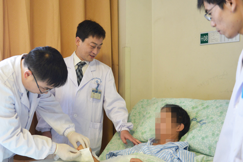 【身边的共产党员】周建大：整形外科“大”教授